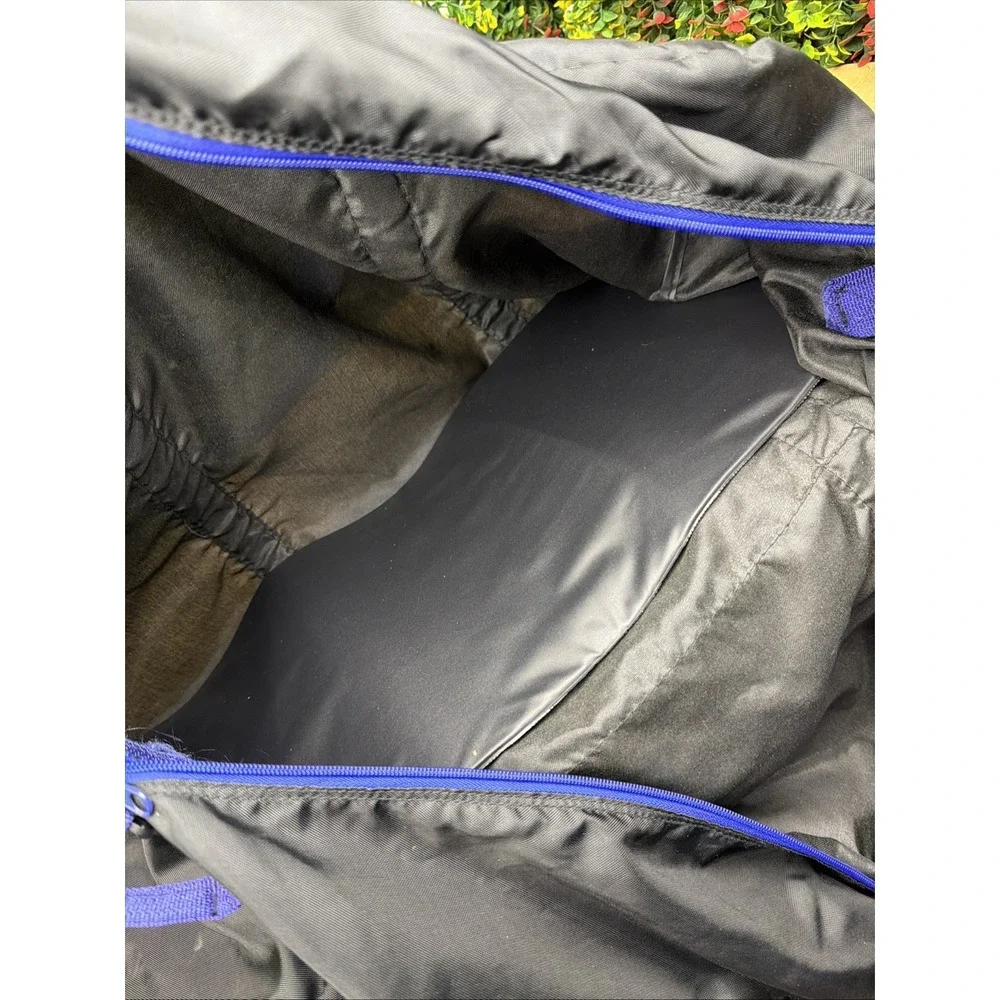 NIKE Spell Out Swoosh Athletic Duffle Gym Bag 80s 90s‎ Gray Tag Rare Vintage VTG